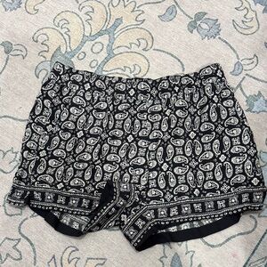 Madewell Black and White Paisley Women's Shorts